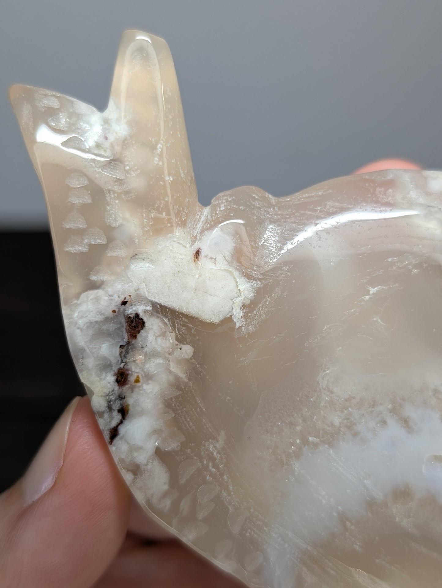 Flower Agate Snail Carving