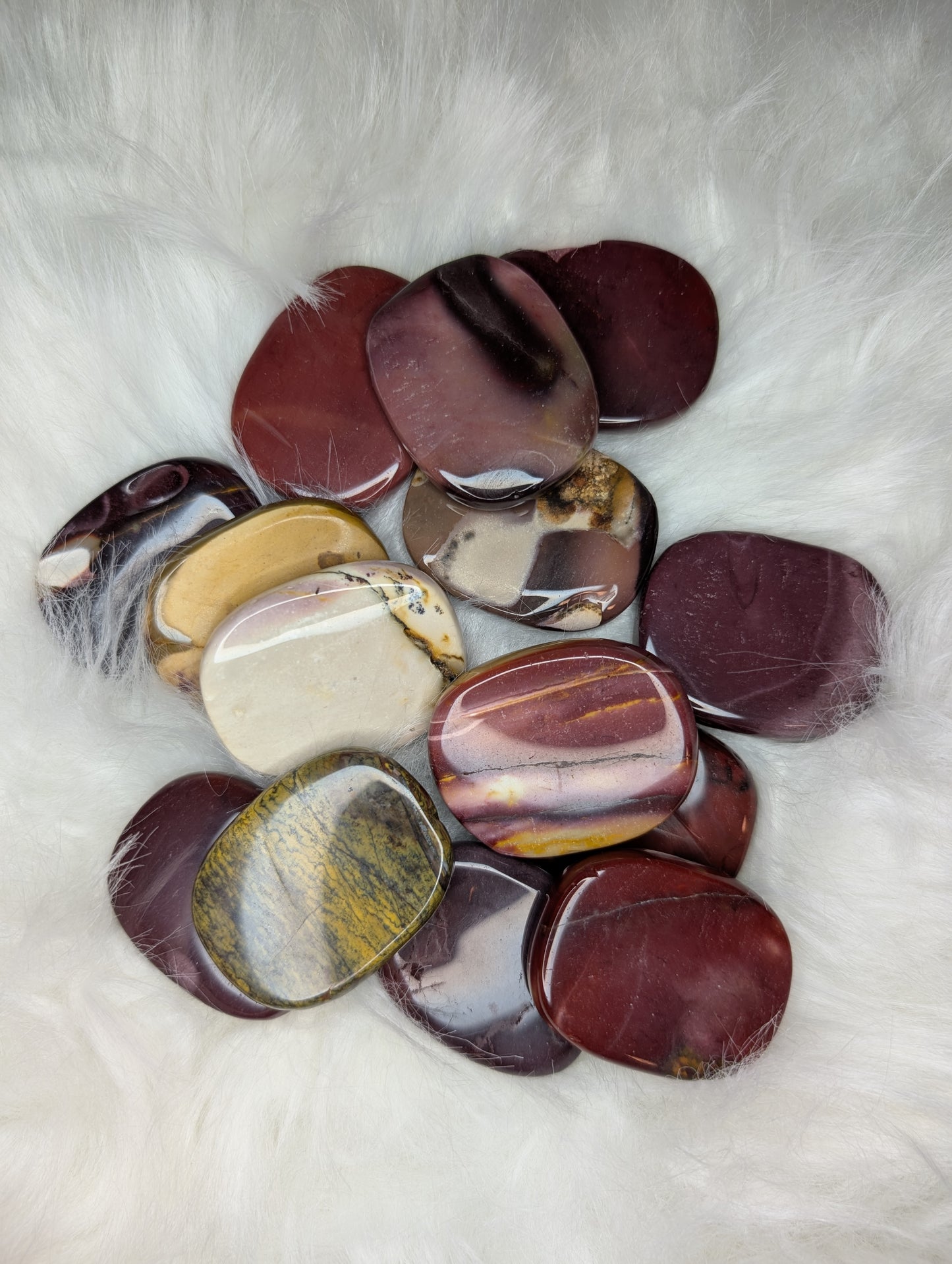 Mookaite Flat Pocket Stone AR40