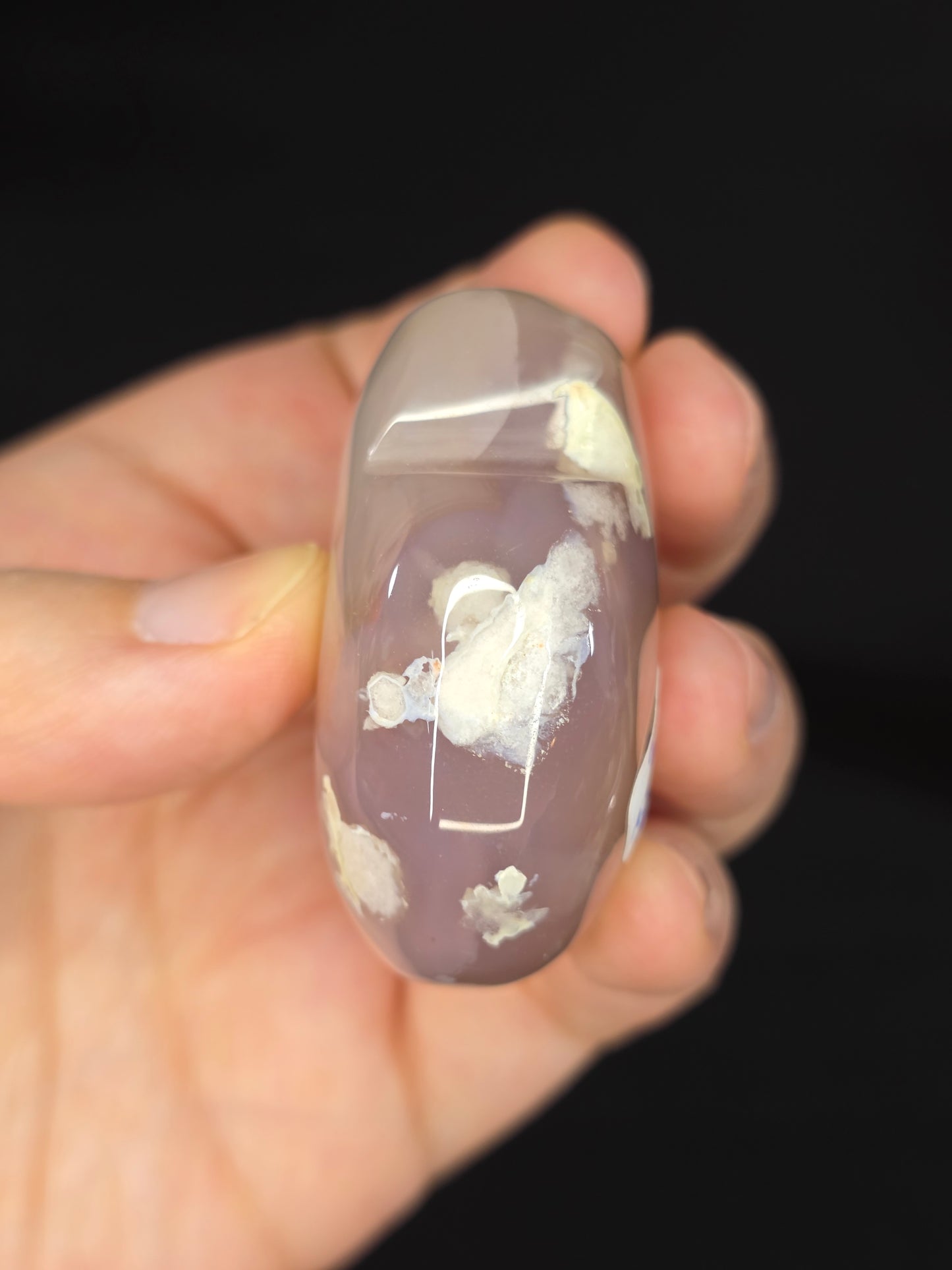 Flower Agate Heart Carving