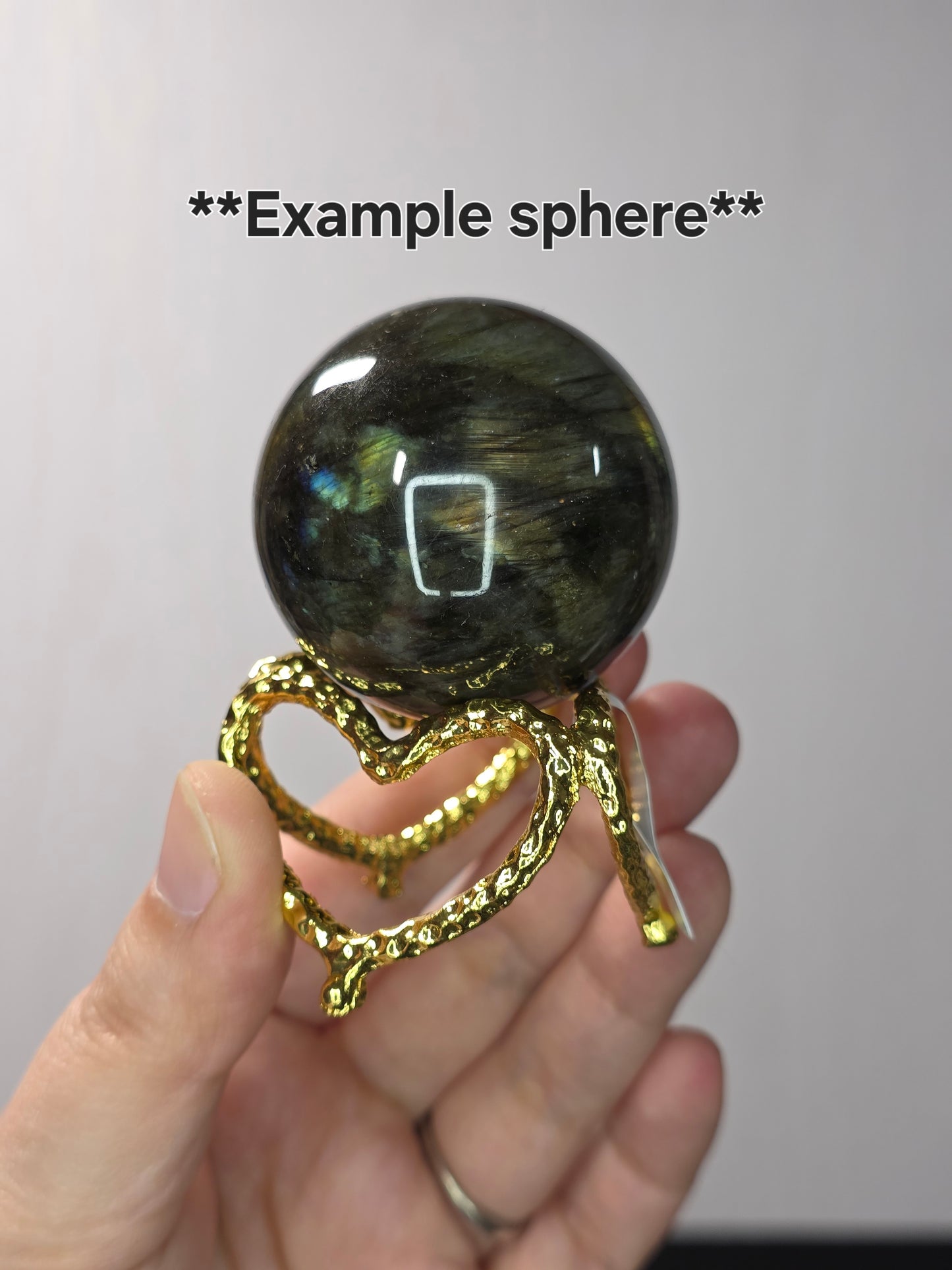 Gold Metal Heart Sphere Stand